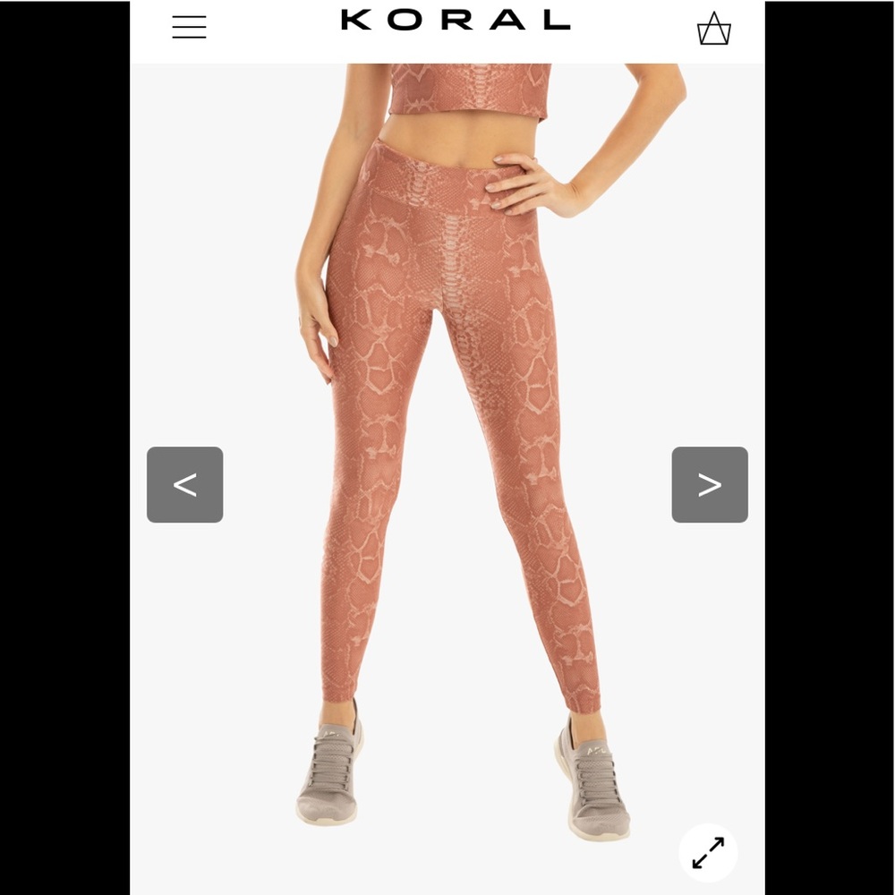 Koral Set View 3